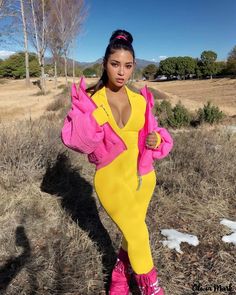 OliviaMark - Premium Long Sleeve Zipper Jumpsuit with Fitted Pants and Vibrant Color Jumpsuit Outfit Casual, Curvy Casual Outfits, Zipper Jumpsuit, Fitted Pants, Jumpsuit Long, Solid Color Jumpsuits, Fitted Jumpsuit, Jumpsuit Outfit, Tapered Trousers