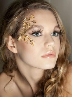 The School of Professional Makeup Ltd. #gold #fantasy Gold Makeup Looks, Cute Halloween Nails, Look Festival, Classy Nail Designs, Burgundy Nails, Gold Makeup, Winter Nail Designs