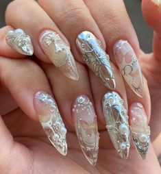 ⭐Hello, gorgeous   Welcome to my shop! I hope you find the perfect style that suits you. 💥Materials:💥  I use only high-quality materials to create durable and luxurious press-on nails that you can trust.   Here's how long they'll last:   - 1-2 days with adhesive tabs (included in the set)   - 2-3 weeks with nail glue   Plus, all nails are reusable if you care for them properly. Instructions are included with each set. 💥Sizes:💥 - **XS 14mm, 11mm, 12mm, 10mm, 8mm   - **S 15mm, 12mm, 13mm, 11mm, 8mm   - **M 16mm, 12mm, 13mm, 11mm, 9mm   - **L 18mm, 13mm, 14mm, 12mm, 10mm   Need a custom size? Just fill out the personalization section under product options. I'm also happy to help you measure if you're unsure. 💥Each Nail Set Includes:💥   - 10 nails in your chosen size   - 24 adhesive tabs Fall Nail Art Ideas, Ideas For Autumn, Fall Nail Trends, Mirror Nails, Cozy Season, Fall Nail Art, Butterfly Nail, Festival Nails