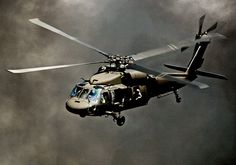 Uh 60 Blackhawk, Blackhawk Helicopter, Sikorsky Aircraft, Black Hawk Helicopter, Black Hawk, Military Life, United States Army