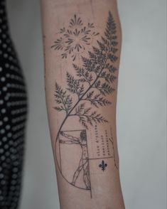 A mix of ornament, scripts, fern and the Vitruvian Man of Davinci Science Inspired Tattoos, Conceptual Tattoo Ideas, Cliff Tattoo, Concept Art Tattoo, Italian Inspired Tattoos, Davinci Tattoo, Nature Inspired Tattoos, Conceptual Tattoo, Audrey Core