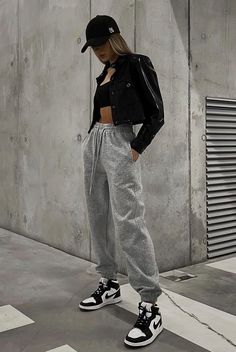 Tomboy Fits, Comfy Outfits Winter, Outfit Mujer, Suit Style, Tomboy Fashion, Weekend Wear, Comfy Outfits, Moda Fashion, Cute Casual Outfits