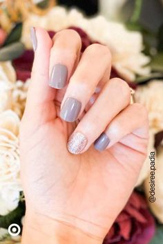 Nail your fall mani with the hottest hues & latest trends like press-on nails that give you a salon-like finish at home. Fall Work Nails, Nails Bride, Nails Cute, Homecoming Nails Acrylic, Dots Nails, Bride Nails, Homecoming Nails