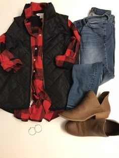 Fall outfit / buffalo plaid / flannel shirt / quilted vest / booties / #ad #falloutfit #fallstyle #ootd #ShopStyle #shopthelook Buffalo Plaid Outfit, Duck Boats, Plaid Outfits, Vest Outfits, Black Women Fashion, Casual Work Outfits, Outfit Women, Outfit Winter, Ladies Dress Design