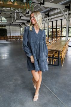 Unleash your inner free-spirit with our Leslie Corduroy Tiered Dress. Made with soft corduroy, this mini length frock features a frayed hem, hidden side pockets, and a playful collared v-neck. Perfect for any occasion, this dress is sure to make a statement with its tiered design and Long sleeves. Time to turn up the fun! General Info: 100% Cotton Hand Wash Cold; Hang Dry Corduroy Tiered Mini Length Frayed Hem Collared Hidden Side Pockets V-Neck Long Sleeves Fit Guide: Shape & Fit: Relaxed Fabri Relaxed Fit Knee-length Mini Dress For Fall, Fall Knee-length Relaxed Fit Mini Dress, Casual Long Sleeve Dress With Frayed Hem, Relaxed Fit Ruffled Dress For Fall, Long Sleeve Cotton Dress With Frayed Hem, Relaxed Fit Mini Dress For Fall, Cotton Long Sleeve Dress With Frayed Hem, Fall Mini Length Denim Dress With Relaxed Fit, Fall Cotton Mini Dress With Ruffle Hem