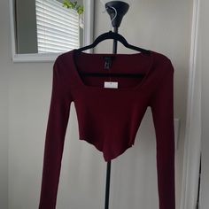 Brand New With Tags Size Small, Fits True To Size Perfect For Fall! Long Sleeve Cotton Crop Top For Night Out, Red Long Sleeve Trendy Crop Top, Trendy Red Long Sleeve Crop Top, Fall Cotton Crop Top For Night Out, Cotton Crop Top For Night Out In Fall, Red Long Sleeve Cotton Crop Top, Trendy Burgundy Cotton Tops, Trendy Stretch Burgundy Tops, Trendy Burgundy Stretch Top