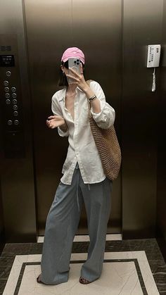 Linen Shirts Women Outfits Summer, Linen Shirts Women Outfits, Tita Outfit, Ghibli Core, Mood 2024, Japan Fits, Linen Outfit, Blazer Outfits For Women, Stylist Fashion