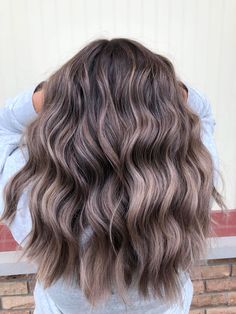 Balayage On Dark Brown Hair Short, Ashy Brown Hair With Platinum Highlights, Covering Highlights Hair, Ash Brown Blonde Money Piece, Quick Super Ideas, Brown Ash Hair Balayage, Ashy Brown Hair Curly, Pregnant Hair Color, Ashy Brown Hair Short