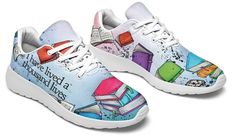 Shoes Sport, White Sneakers Women, Buy Shoes Online, Book Reader, Fashion Books, Sport Sneakers, Buy Shoes, Dinosaur Print, Sneakers White