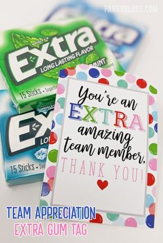 an extra thank card is shown with candy bar wrappers in the background and on top of each other