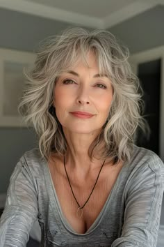 Uncover the charm and versatility of 18 layered hairstyles for women over 60, offering volume and texture to rejuvenate any look. Hairstyles For Fine Hair Medium, Hairstyles Over 60 Older Women New Looks, Medium Layered Hair With Bangs, Sassy Hair Older Women, Gray Shag, Haircut Gray Hair, Gray Hairstyles, Long Shag, Haircuts For Medium Length Hair