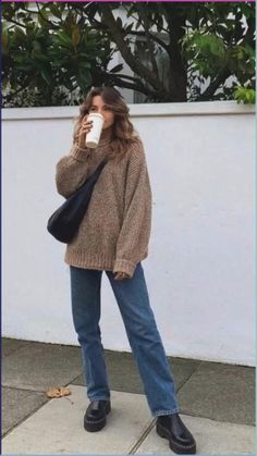 Comfy Cute Winter Outfits, Comfy Cute Outfits, Chloe Hayward, Jumper Outfits, Vinter Mode Outfits, 00s Mode, Chique Outfit, Look Legging