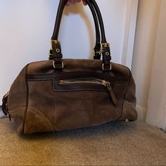 Designer Vintage Coach Bag. Comes With Tags And Has Never Been Used, But There Is A Small Blemish On The Bag As Pictured In First Photo Coach Sierra, Vintage Coach Bag, Coach Satchel, Vintage Coach Bags, Leather Satchel Handbags, Bags Vintage, Coach Crossbody, Designer Vintage, Satchel Purse