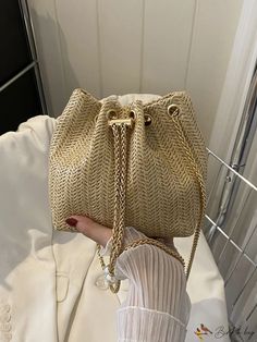 BirdinBag - Chic Gold Chain Bucket Bag with Drawstring Closure Gold Bucket Bag With Adjustable Strap, Elegant Gold Bucket Bag With Large Capacity, Elegant Crossbody Bucket Bag For Vacation, Gold Pouch Bag For Summer, Trendy Gold Bucket Bag For Daily Use, Trendy Gold Rectangular Bucket Bag, Gold Bags For Spring Gift, Gold Bucket Bag With Chain Strap, Casual Gold Bucket Shoulder Bag