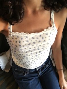 Floral top,H&M top,summer top, curly hair,summer outfits,spring tops,white tank top, tank tops,floral tank top Dainty Tank Tops, Lacy Tank Top Outfits, Floral Tank Top Outfit, Tank Top Outfits Summer, Sleeveless Top Outfit, Summer Tank Top Outfits, Mary Macdonald, Lace Tank Tops, Floral Outfit Summer