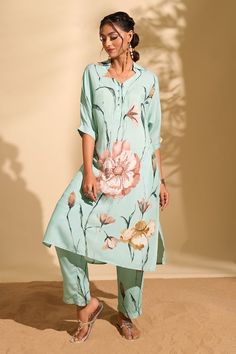 Blue kurta with flower print and bead embroidery. Paired with printed pant. - Aza Fashions Elegant Floral Print Pant Set For Summer, Elegant Straight Kurta With Floral Print, Elegant Summer Palazzo Set With Printed Motifs, Elegant Floral Print Festive Pant Set, Elegant Floral Print Pant Set For Spring, Elegant Summer Floral Print Palazzo Set, Spring Tunic Sets With Digital Print, Festive Spring Palazzo Set, Summer Straight Kurta Pant Set With Printed Motifs