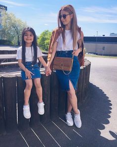 Mom And Baby Outfits, Pencil Skirt Fashion, Jean Pencil Skirt, Mom And Daughter Matching, Mother Daughter Outfits