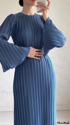 Olivia Mark - Pleated Maxi Dress with Flared Sleeves Flare Sleeve Dress, Flare Long Sleeve, Trumpet Sleeve, Elegant Maxi Dress, Women Office, Autumn Dress, Pleated Maxi Dress, Crewneck Dress, Pleated Maxi