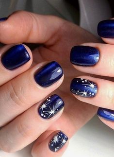 Nails Oval, New Years Nail Designs, New Years Eve Nails, Nails Green, Nails Blue, Makijaż Smokey Eye, Christmas Nails Acrylic, Vacation Nails, Blue Nail