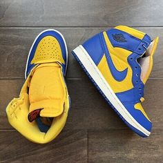 ad eBay - Air Jordan 1 High Wmns 'Reverse Laney' Nike Yellow Blue, Size 6 FD2596-700 100% authentic, purchased directly from Nike store, no box top, please ask any necessary questions before purchasing, thank you. Nike Blue Throwback Basketball Shoes, Air Jordan 1 Women, Nike Yellow, Box Top, Air Jordan 1 High, Jordan 1 High, Nike Blazer, Nike Store, Air Jordan 1 Retro