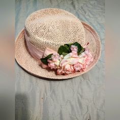 Women's Pink Sunday Hat With Flowers. In Good Condition. Casual Pink Sun Hat With Flat Brim, Trendy Pink Straw Hat For Spring, Pink Casual Straw Hat With Short Brim, Trendy Pink Fedora Sun Hat, Trendy Pink Straw Hat With Curved Brim, Pink Summer Hat For Garden Party, Pink Summer Sun Hat For Garden Party, Pink Summer Straw Hat For Garden Party, Summer Pink Straw Hat For Garden Party