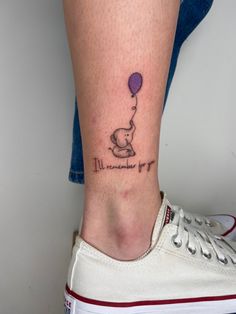 #alzheimer #alzheimertatto Alzheimers Symbol Tattoo, I'll Remember For You Tattoo, Small Alzheimers Tattoo, Alzheimers Memorial Tattoos, Alzheimer's Tattoo Ideas, Elephant Memorial Tattoo Mom, I’ll Remember For You Tattoo, Elephant Alzheimer’s Tattoo, Alzheimers Elephant Tattoo