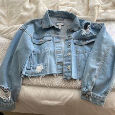 Forever 21 Light Denim Cropped Jean Jacket. Size S. Worn Once On A Trip And In Perfect Condition! Just Don’t Need Anymore. Basically Brand New Condition! Cropped Ripped Medium Wash Outerwear, Ripped Cropped Fall Outerwear, Medium Wash Cropped Ripped Outerwear, Cropped Ripped Outerwear For Fall, Ripped Cropped Outerwear For Fall, Trendy Medium Wash Outerwear For Day Out, Trendy Ripped Cropped Outerwear, Trendy Ripped Button-up Outerwear, Trendy Light Wash Outerwear