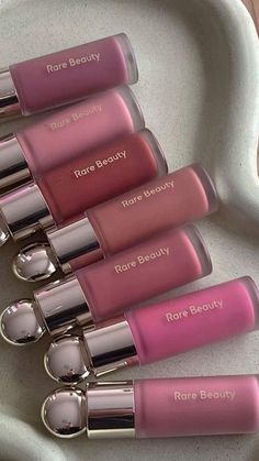 Rare Beauty Blush Mini, Lip Beauty, Smoky Eyes, Fancy Makeup, Rare Beauty, Lip Glosses, Beauty Makeup Tips, Makeup Items