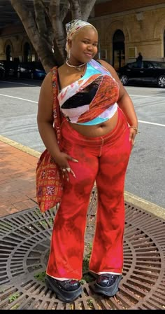 Plus Size Early 2000s Fashion, Earthy Outfits Black Women Plus Size, Y2k Plus Size Fashion, Plus Size 2000s Fashion, Fat Girls Outfit Ideas, Plus Size Y2k Outfits, Y2k Curvy, Outfits Masc, Plus Size Hippie Fashion