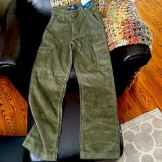 Hollister Dad Pant 0r/00r W24r - New With Tags Khaki Boots, Light Blue Plaid, Plaid Dress Pants, Plaid Trousers, Shopping Clothes, Blue Chinos, Baggy Trousers, Hollister Pants, Green Corduroy