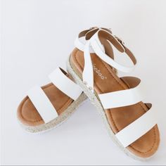 New In Box! White Platform Sandals In Size 6.5. Open To Offers! Trendy White Adjustable Wedge Sandals, Adjustable White Wedge Sandals For Vacation, Summer White Wedge Sandals With Adjustable Fit, Summer White Adjustable Wedge Sandals, White Adjustable Wedge Sandals For Summer, White Adjustable Summer Wedge Sandals, White Espadrille Sandals, White Platform Sandals, White Espadrilles