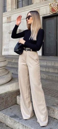 Beige Jeans Outfit, Beige Pants Outfit, Wide Leg Outfit, Legs Outfit, Wide Leg Pants Outfit, Leg Pants Outfit, Beige Outfit, Casual Outfit Inspiration, Beige Pants