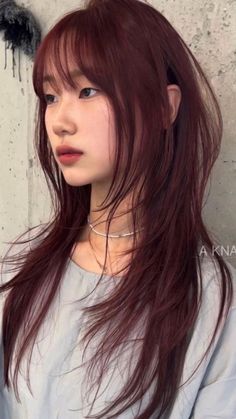 Haircuts Short In Front Long In Back, Long Hair Korean Style Haircuts Straight, Hime Haircut Medium Hair, Medium Length Messy Haircut, Trending Layered Haircuts, Long Hair Layers Straight Bangs, Heavy Angles Hair, Cool Tone Hair Color Asian, Asian Haircuts With Bangs