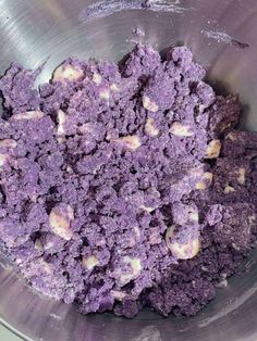 UBE LEVAIN-STYLE COOKIES - Cafe Joanna Ube Cookies, Awesome Cookies, Levain Cookies, Filipino Dessert Recipes, Filipino Dessert, Levain Bakery, Purple Potatoes, Crispy Cookies, Cookie Dough Balls