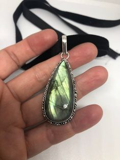 Vintage Silver Genuine Labradorite Gemstone Necklace.
https://www.etsy.com/listing/620014141/vintage-silver-genuine-labradorite Labradorite Large Pendant Jewelry As Gift, Gift Jewelry With Large Labradorite Pendant, Purple Labradorite, Jewelry Inspo, Silver Pendant Necklace, Cute Jewelry