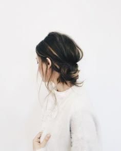 Messy low bun French Girl Hair, Trendy We Fryzurach, Good Hair Day, Hair Envy, Great Hair, Messy Hairstyles, Hair Dos, Gorgeous Hair, Hair Day