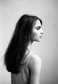 silverscents: “ Romy Schönberger at Wilma Wakker Model Management ” Bw Photoshoot, Portrait Photography Women, Female Portraits, Hair Envy, Beauty Videos, Messy Hairstyles, Photoshoot Ideas, Beauty Photography, Pretty Face