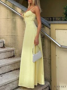 Sleeveless Maxi Backless Dress by Hayley Pleated Long Dress, High Waist Maxi Dress, Party Long Dress, How To Fold Sleeves, Elegant Maxi Dress, Bodycon Maxi Dresses, Backless Maxi Dresses, Pleated Maxi Dress, Pleated Maxi