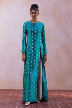 Firozi blue longline straight handwoven kurta with an embroidered neckline and side slit. Paired with a pure zari crushed tissue pant. - Aza Fashions Blue Kurta, Embroidered Pants, Straight Kurta, Beaded Neckline, Embroidered Neckline, Kurta With Pants, Desi Fashion, Pants Pattern, Pant Set