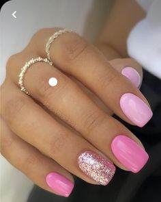 Ombre Barbie Nails, Pink Pedicures With Glitter, Mixed Gel Mani Ideas, Shilac Nail Ideas 2023, 3 Shades Of Pink Nails, Summer Nails 2023 Gel Short Pink, Short Shellac Nails Summer 2023, Barbie Manicure Short Nails, Dipped Nails Ideas Pink