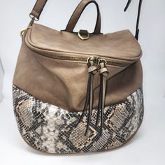 Jen&Co Vegan Tan Snake Print Back Back With Regular And Guitar Strap Multiple Pockets Satchel Or Crossbody Backback And Top Handle New Without Tags Guitar Straps, Convertible Backpack, Guitar Strap, Snake Print, Top Handle, Convertible, Satchel, Guitar, Bag Lady