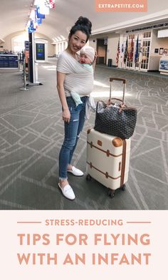 Nursing Travel Outfit, Baby Travel Outfit, Travel Must Haves For Baby, Mom Travel Outfit Airport, Traveling With Newborn, Travel With Newborn, Mom Travel Outfit, Travelling With A Baby