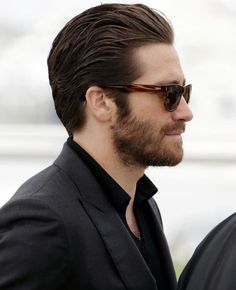 Gentleman Style Haircut, Jake Gyllenhaal Beard, Oblong Face Hairstyles, Top Hairstyles For Men, Mens Hairstyles With Beard, Quiff Hairstyles