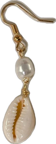 Gold Pearl Drop Jewelry For Beach, Gold Teardrop Jewelry For The Beach, Gold Teardrop Jewelry For Beach, Beach Baroque Pearl Jewelry With Pearl Charm, White Baroque Pearl Jewelry For Beach, White Dangle Pearl Earrings For Beach, Gold Pearl Earrings For Beach, Gold Pearl Earrings With Charm For Beach, Gold Pearl Drop Earrings For Beach