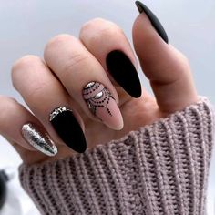 Long Almond Nails, Long Nail Designs, Nail Colors Winter, Nail Polish Trends, Almond Nails Designs, Almond Nail, Nail Tattoo, Winter Nail Designs, Star Nails