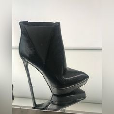 Stunning Saint Laurent High Heel Boot Original Sticker Price : $1250 Purchased For $750 Selling For $350 Or Best Offer Size 35 Worn No More Than 3 Times And In Good Health You Can Get Black Rubber Soles For The Bottom To Look Good As New Comes With Box As Always Feel Free To Ping With Any Questions :) Glamorous Leather Almond Toe Heels, Glamorous Leather Heels With Almond Toe, Leather High Heels For Fashion Events, Leather Heels For Fashion Events, Glamorous Formal Boots With Almond Toe, Chic Leather Heels For Fashion Events, Leather Platform Heels For Galas, Glamorous Formal Boots With Round Toe, Glamorous Ankle Boot Heels For Formal Occasions