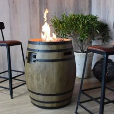 propane fire column with fire pit lit Electric Fire Pit, Barrel Fire Pit, Concrete Column, Fire Pit Bowl, Modern Outdoor Furniture, Fire Bowls, Fire Table, Gas Fires, Gas Firepit