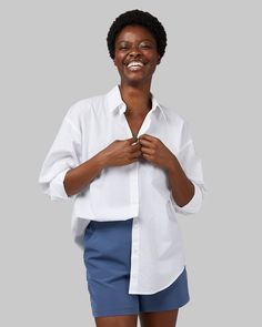 32 Degrees White _ Women's Relaxed Breezy Long Sleeve Button-Up {model: Wemi is 5'10" and size 2-4 White Relaxed Fit Dress Shirt For Office, White Button-up Dress Shirt For Daywear, White Button-up Blouse With Buttoned Pockets, Oversized Medium Wash Button-up Top, White Button-up Top With Placket, White Oversized Top With Button Closure, White Relaxed Fit Button-up Dress Shirt, White Button-up Top With Back Button Closure, Mens Gloves