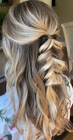 Wedding Hairstyles Half Up Half Down Braid Boho Diy Tutorial, Half Up With Fishtail Braid, Braided Half Up Half Down Hair Shoulder Length, Homecoming Hairstyles Half Up Half Down Braids, Half Up Boho Braid, Boho Hair Half Up Half Down, Event Hairstyles Medium Half Up, Western Half Up Hairstyles, Hoco Hair Ideas Half Up Straight