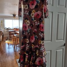 Flamenco Spanish Dance Dress Size Small. Brand New! Brown With Different Color Flowers, Yellow,Pink, White On It! Fitted Multicolor Floral Maxi Dress, Fitted Long Floral Dress For Party, Fitted Pink Maxi Dress With Floral Print, Different Color Flowers, Spanish Dance, Flamenco Dress, Flowers Yellow, Dance Dress, Dance Dresses